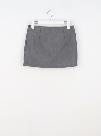 Mid-Rise Skort CA327