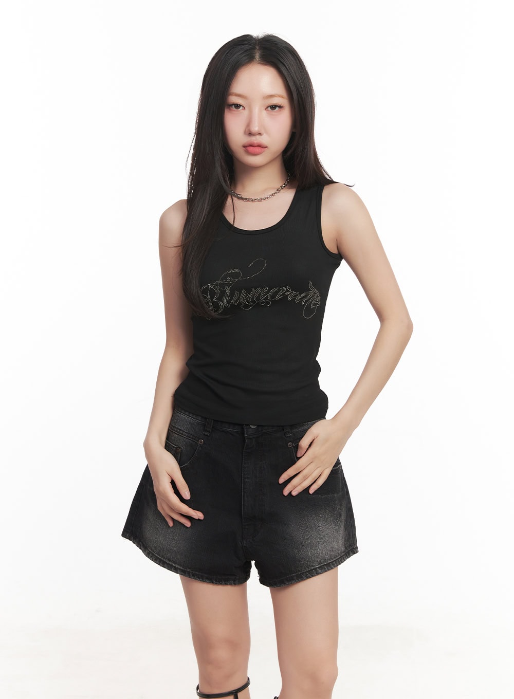 sequin-graphic-tank-top-ca529 / Black