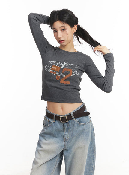 Patched Graphic Long-Sleeve Crop Top CA503