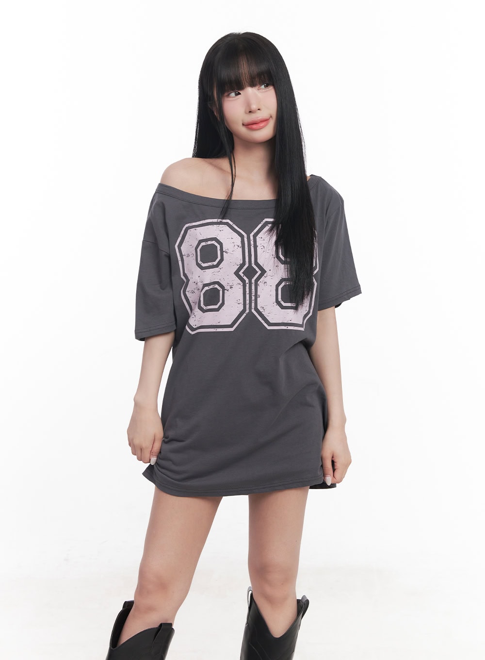 88-graphic-off-shoulder-oversize-t-shirt-cy527 / Dark gray