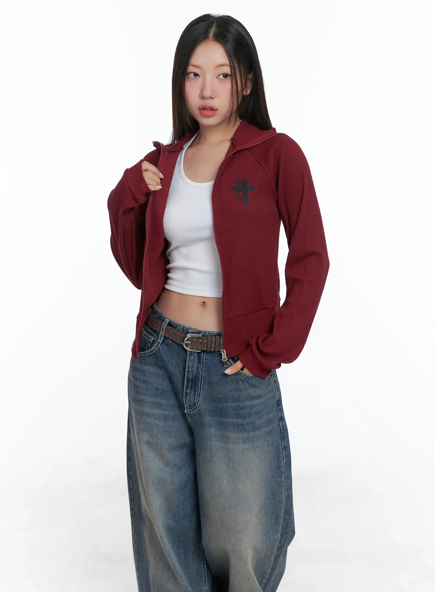 gothic-print-slim-fit-ribbed-zip-up-jacket-cs503 / Dark red