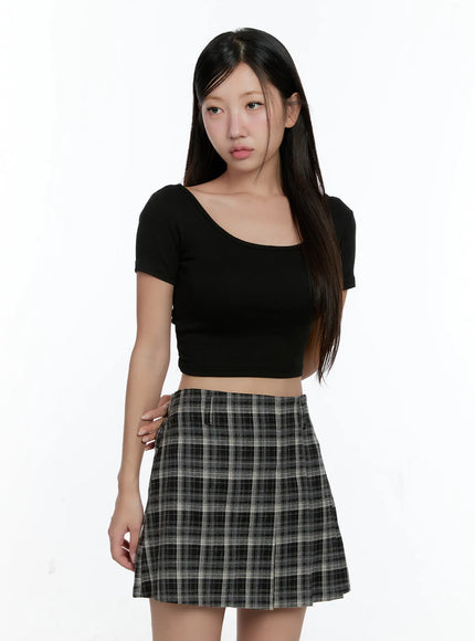 back-twist-crop-top-cs518 / Black