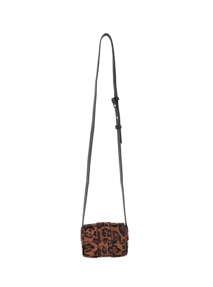 chic-leopard-print-crossbody-bag-on408 / Brown