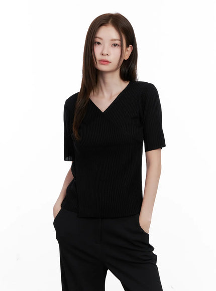 casual-knit-v-neck-tee-cl523 / Black
