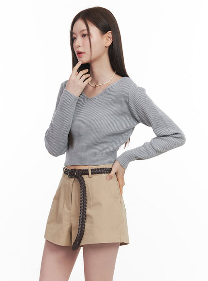 Loose-Fit V-Neck Crop Sweater CM512