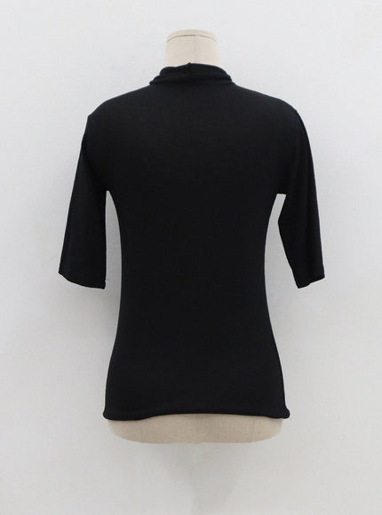Half Turtleneck Half Sleeve T-Shirt CS15