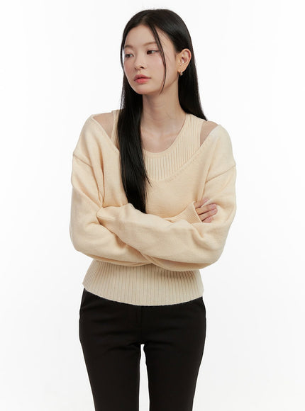 v-neck-cropped-sweater-on408 / Light beige