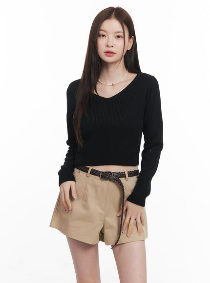 Loose-Fit V-Neck Crop Sweater CM512