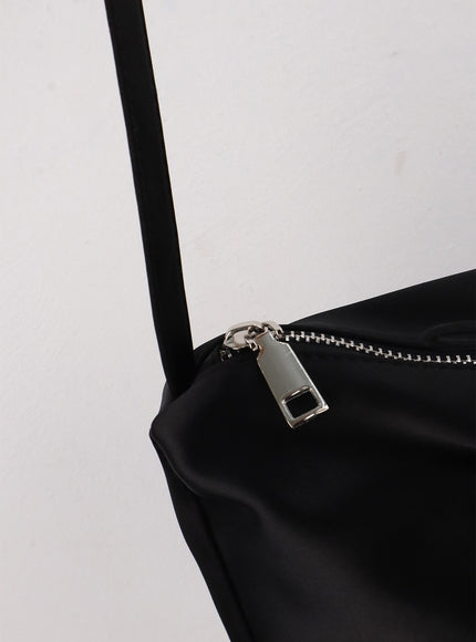 square-shoulder-bag-cg304