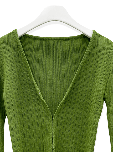 Cropped Cardigan with Front Hook F3