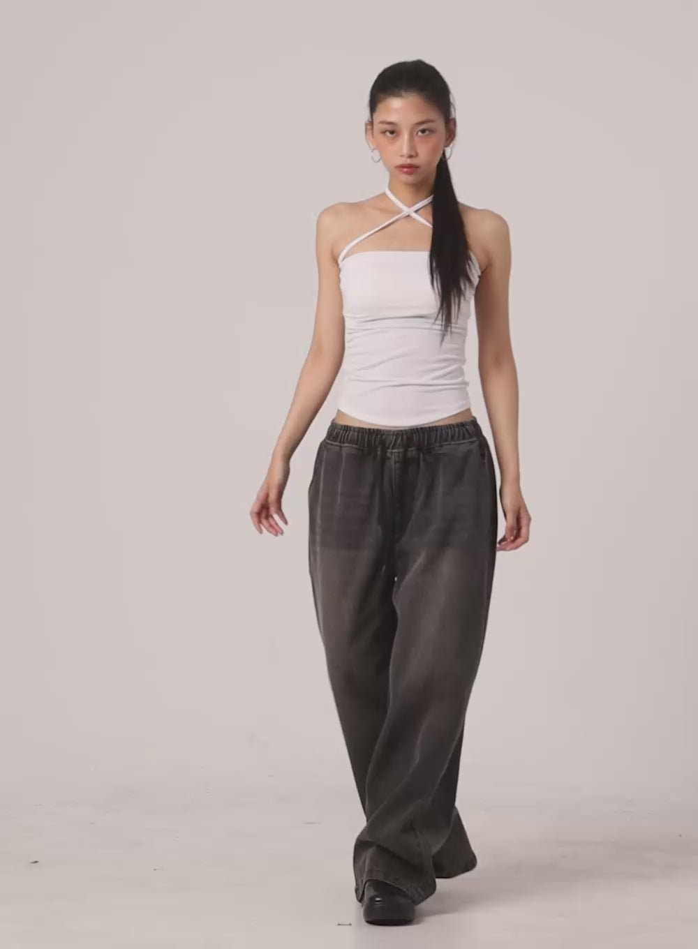 X-Strap Halter Crop Top IU412