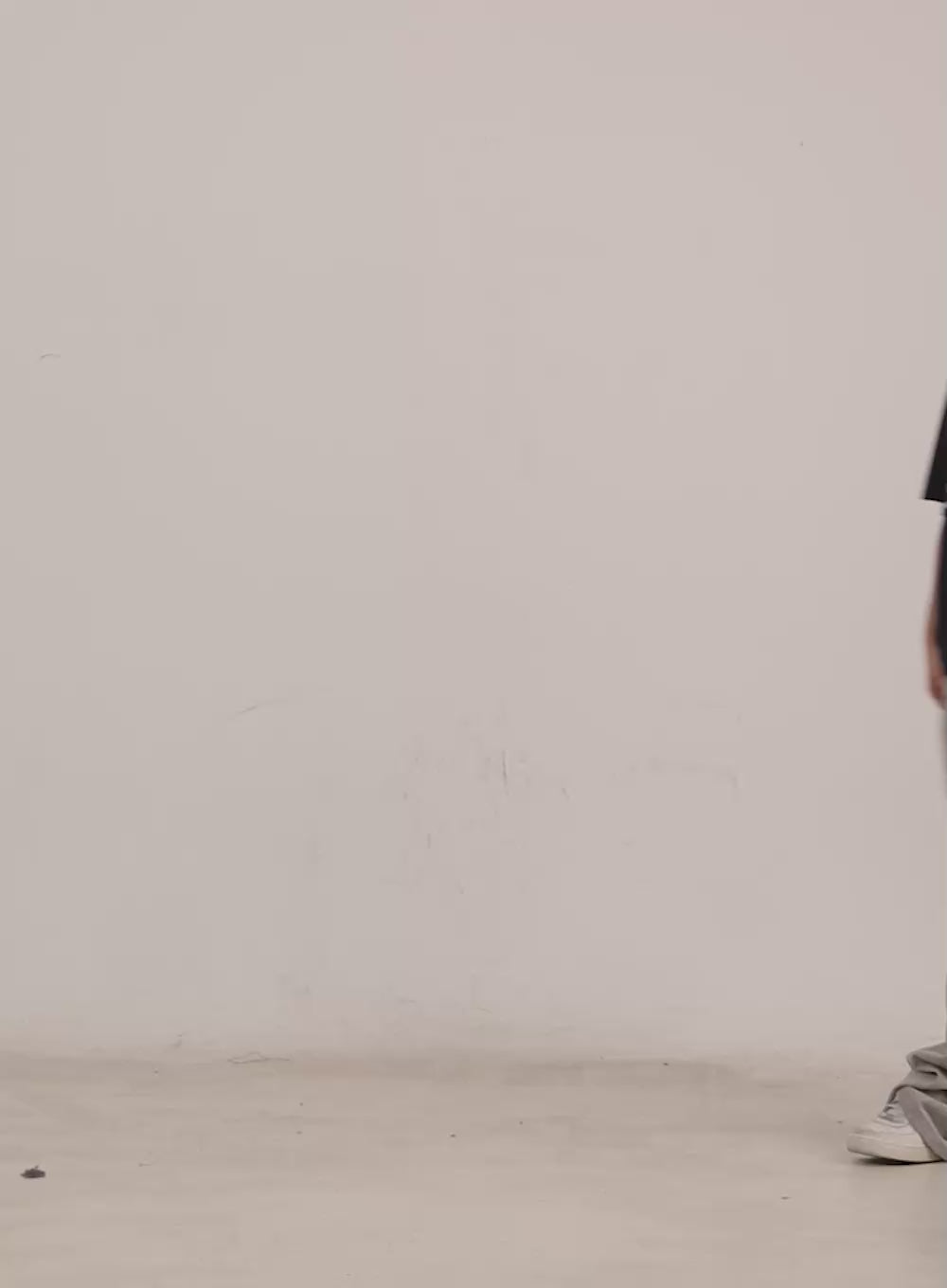 Shirred Wide-Fit Sweatpants CY506
