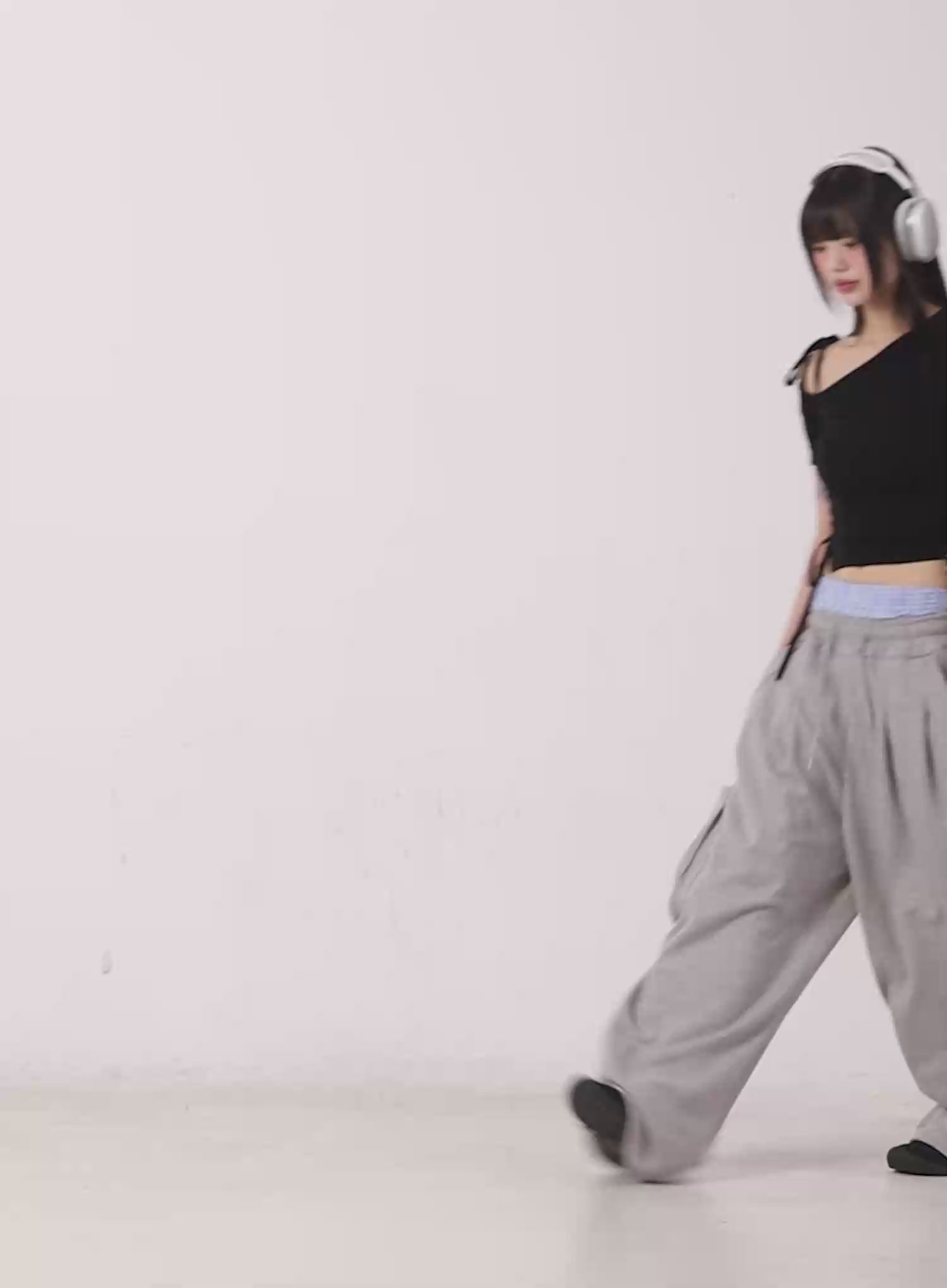 Casual Wide-Leg Cargo Sweatpants IL531