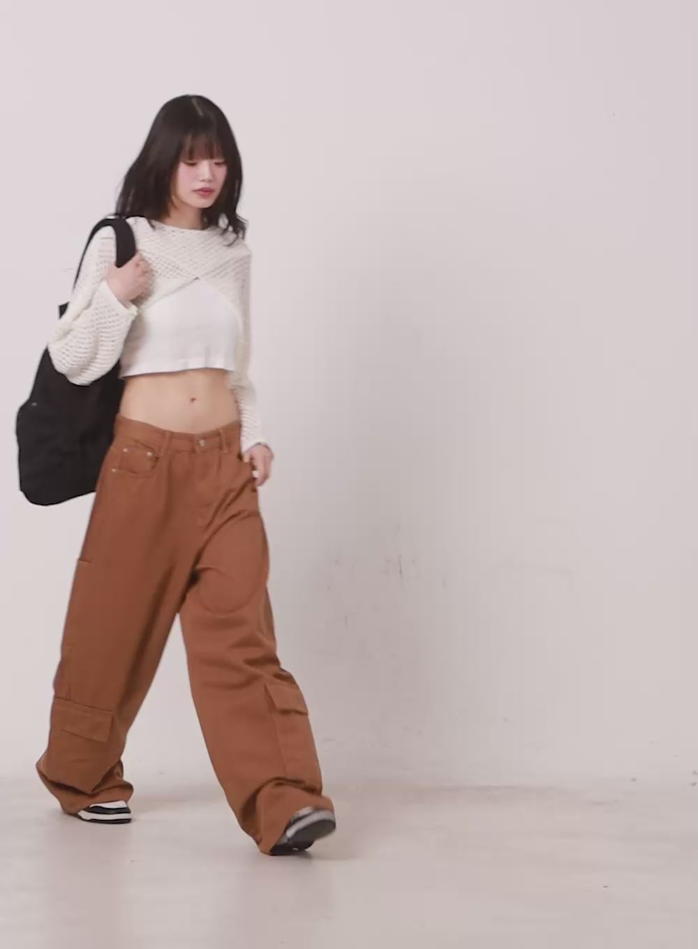 Relaxed-Fit Cargo Pants CA523