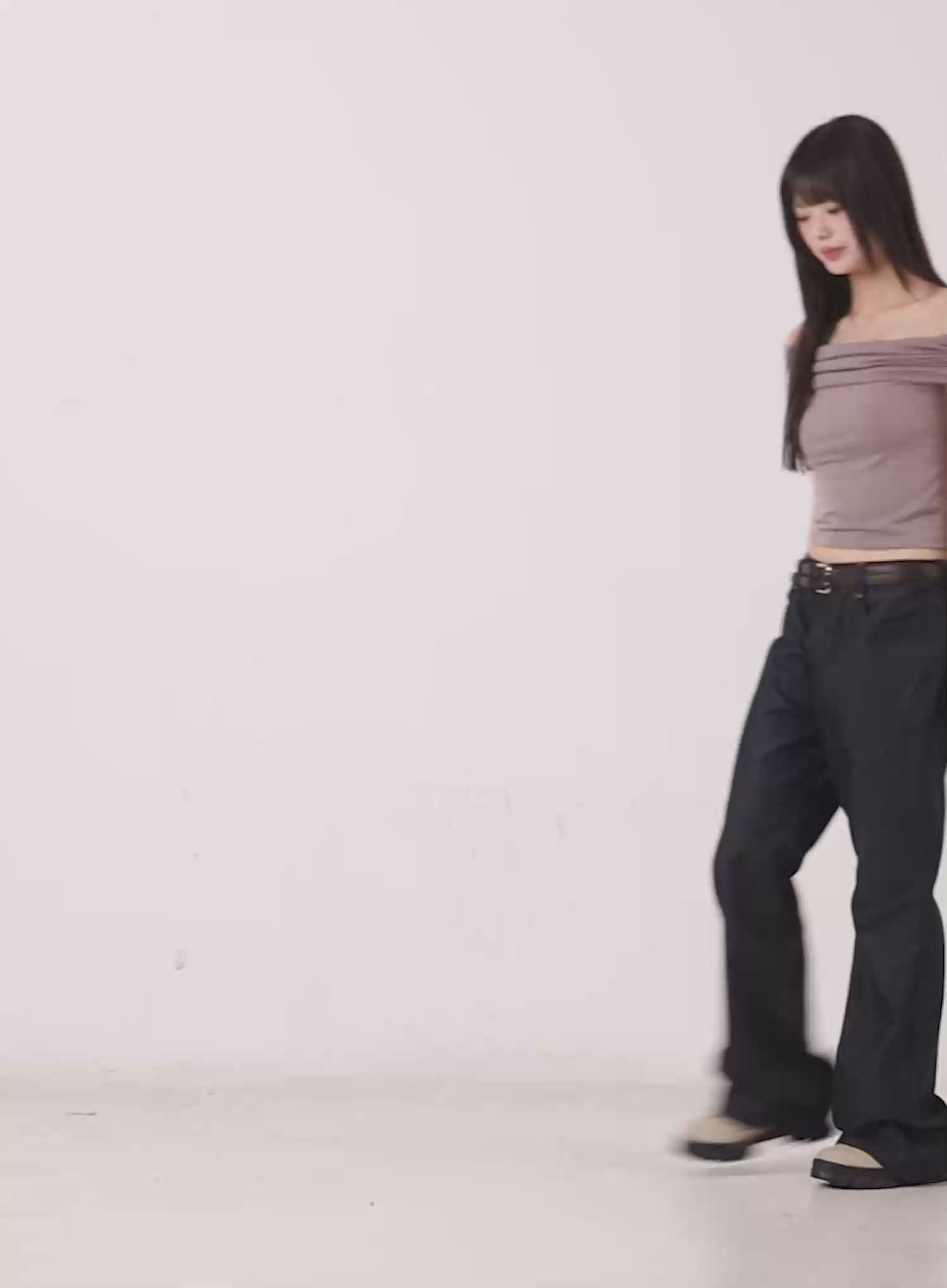 Minjoo No-Fade Flared Jeans CG511