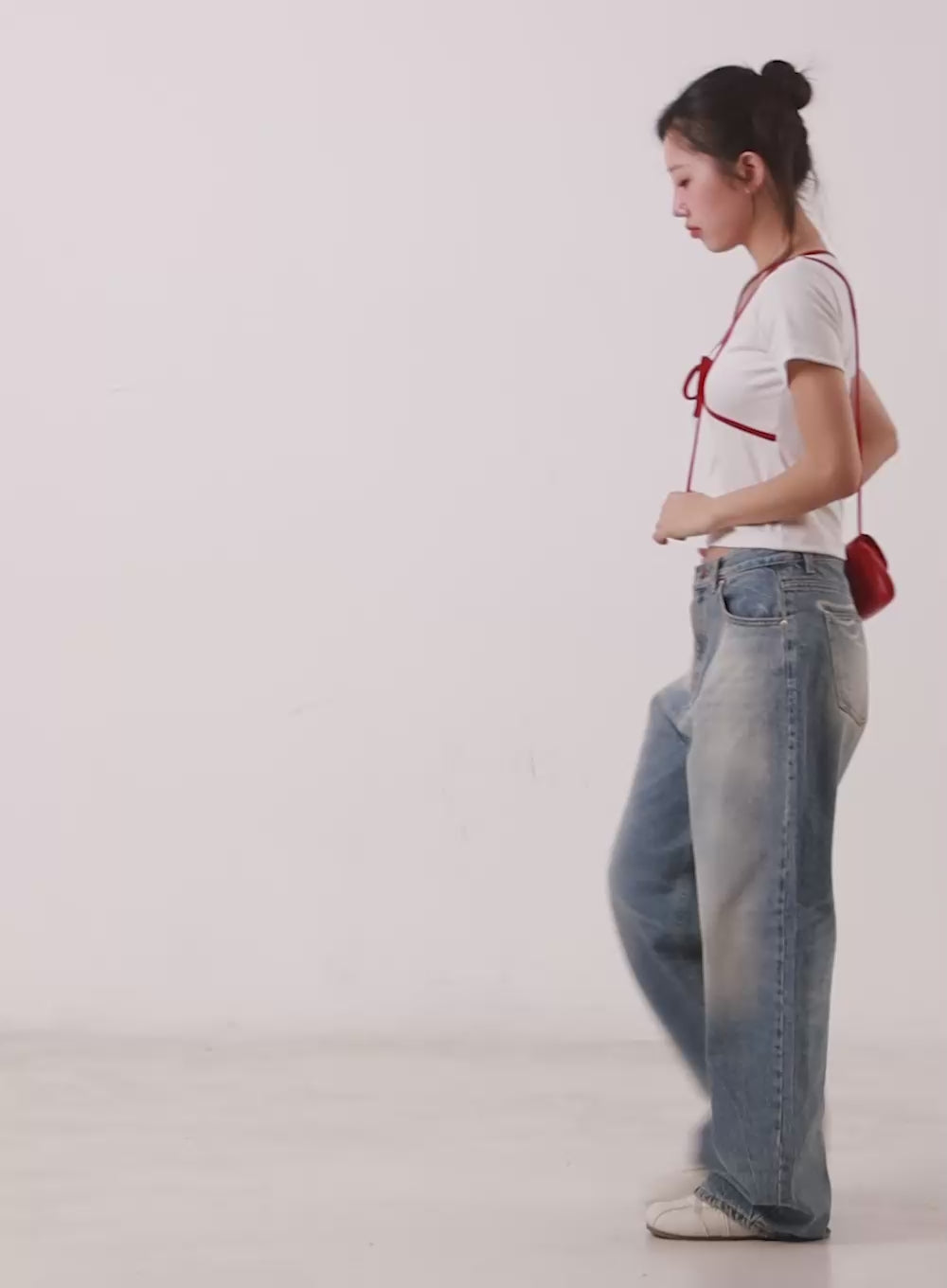 Lumira Back-Detail Washed Wide Leg Jeans CA530