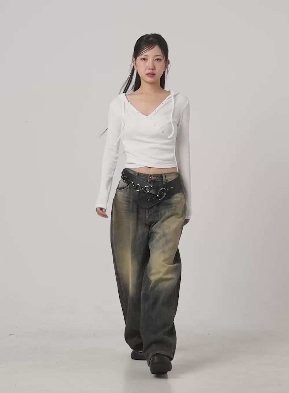 Wynn Vintage Wash Wide-Leg Jeans CS405