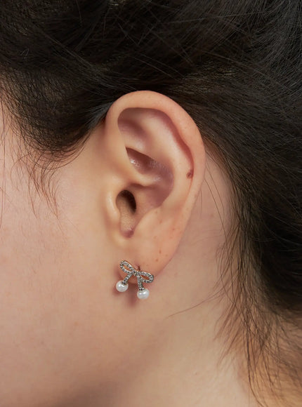 Elegant Bow Cubic Earrings IN514