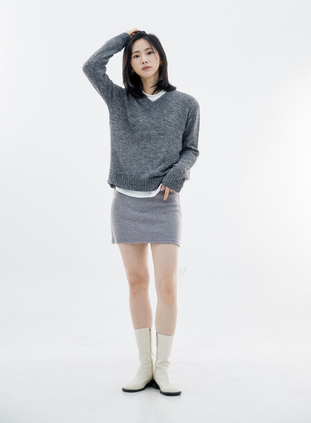 Soft V-Neck Knit OO07