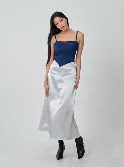 Thin Strap Cropped Top IJ320
