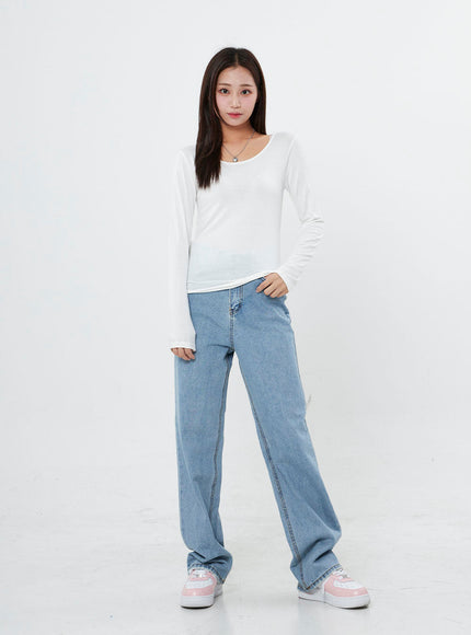 Basic Round Neck Long Sleeve T-Shirt BO07