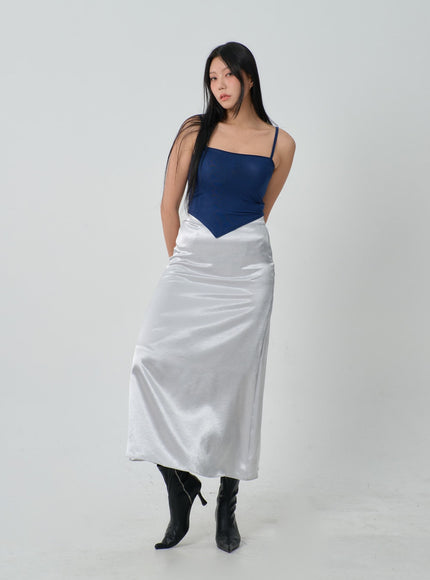 Thin Strap Cropped Top IJ320