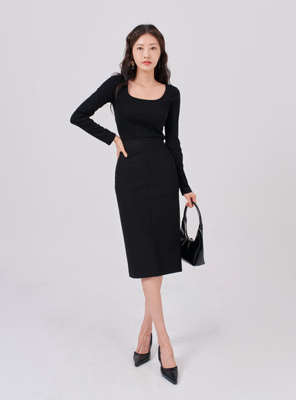 Square Neck Crop Long Sleeve T-Shirt IS05