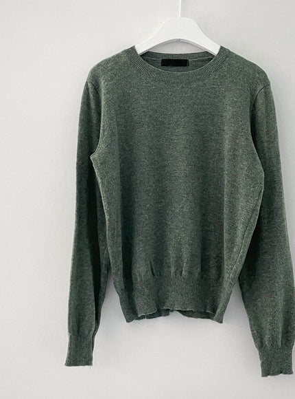 Round Neck Cashmere Knit Top