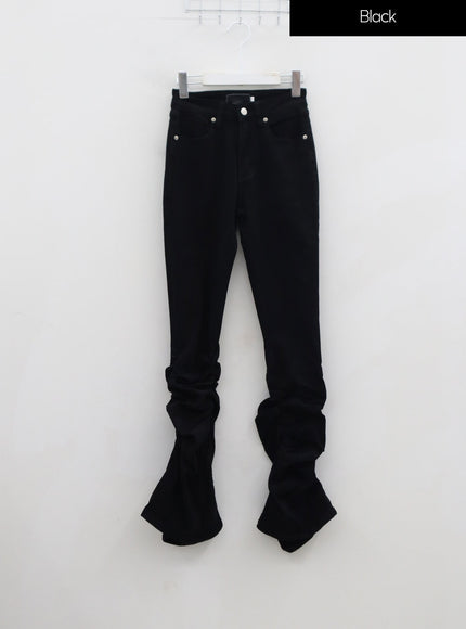 Shirring Detail Boot Cut Jeans IN25