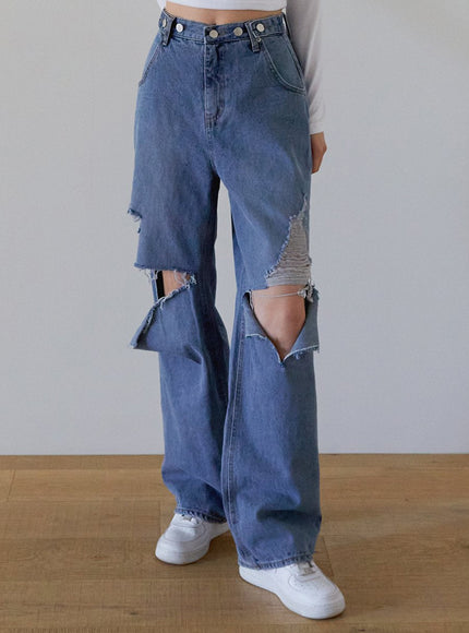 Destroyed Wide Leg Jeans J24