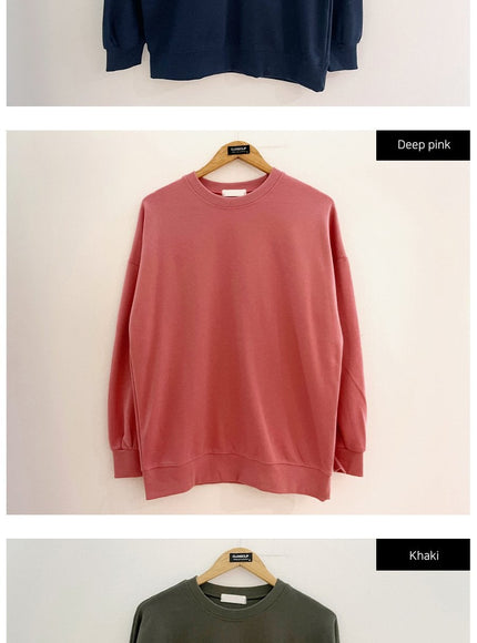 Essential Sweatshirt F17