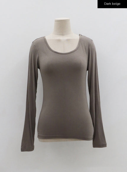 Basic Round Neck Long Sleeve T-Shirt BO07
